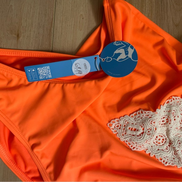 Cupshe swimsuit New with tags - Picture 6 of 7